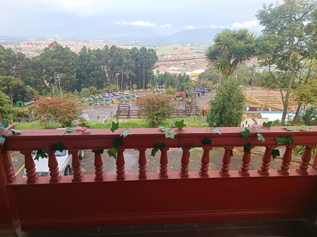 Hotel Boutique El Libertador Zipaquirá Εξωτερικό φωτογραφία
