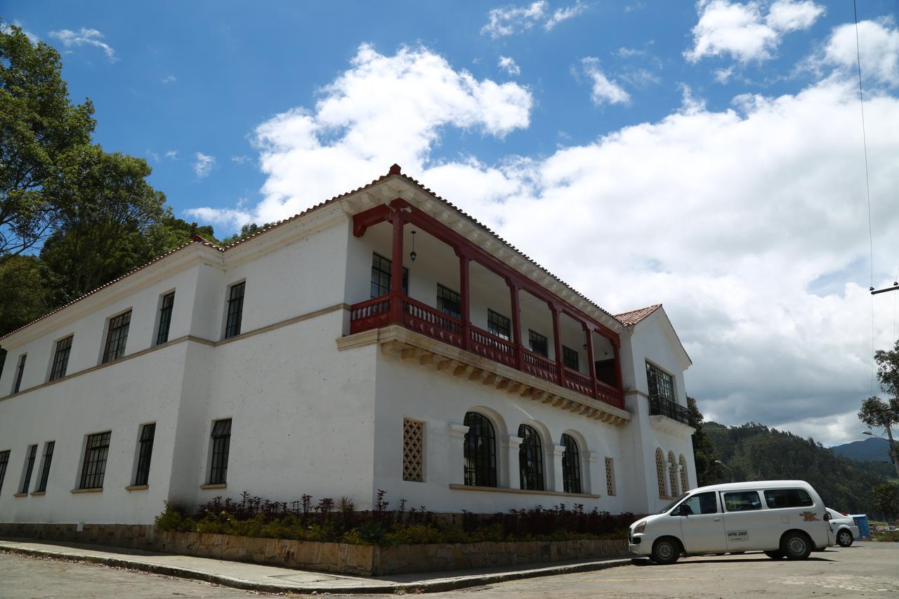 Hotel Boutique El Libertador Zipaquirá Εξωτερικό φωτογραφία